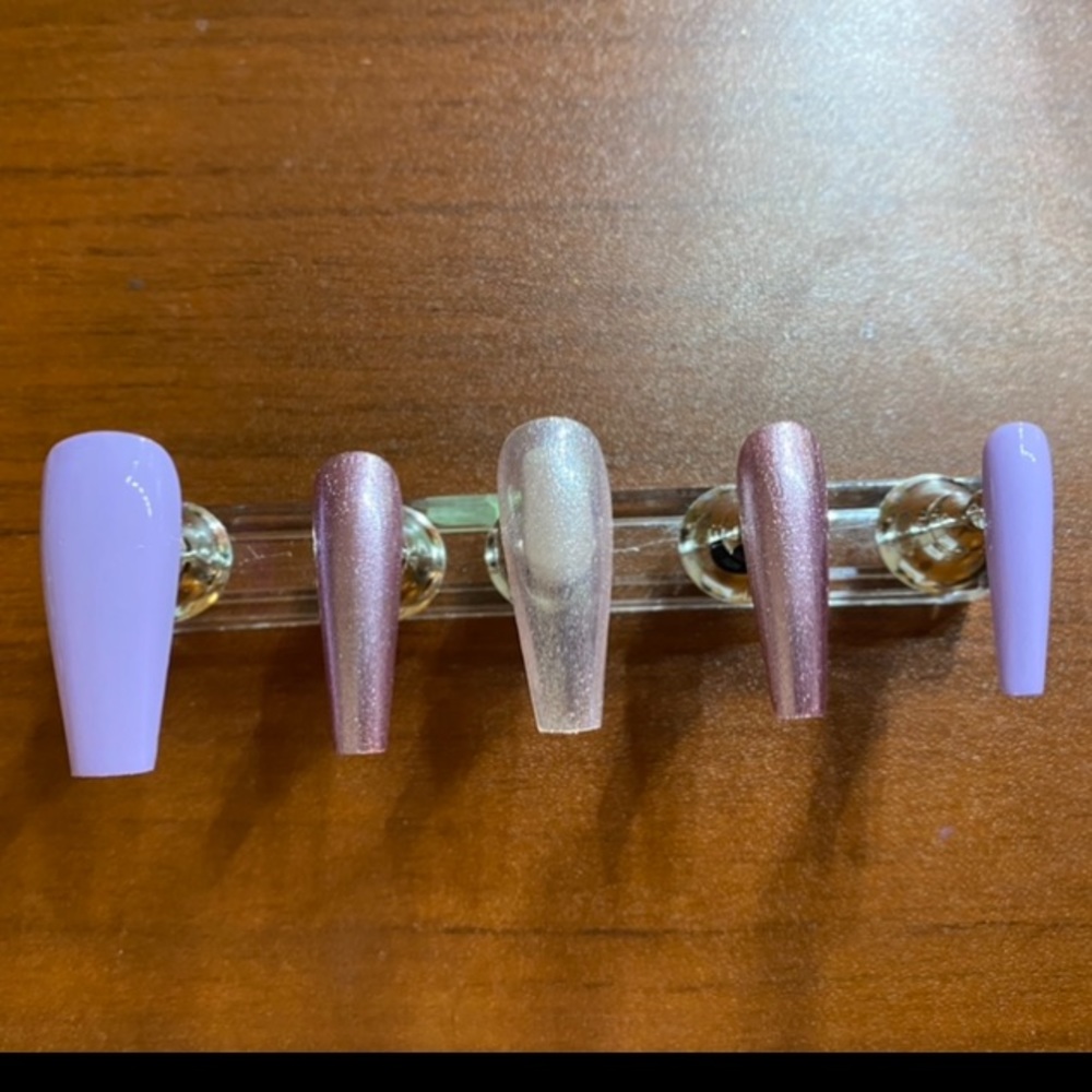 Glue On Acrylic Nails